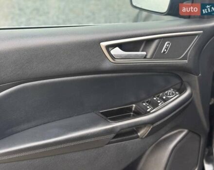 Черный Форд Эдж, объемом двигателя 2 л и пробегом 227 тыс. км за 15800 $, фото 7 на Automoto.ua