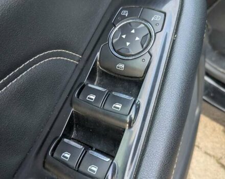 Черный Форд Эдж, объемом двигателя 2 л и пробегом 136 тыс. км за 15000 $, фото 12 на Automoto.ua