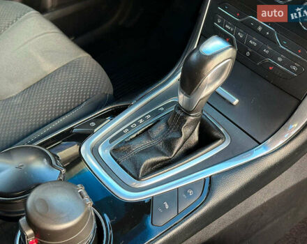 Чорний Форд Едж, об'ємом двигуна 2 л та пробігом 131 тис. км за 20480 $, фото 25 на Automoto.ua