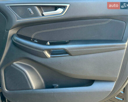 Чорний Форд Едж, об'ємом двигуна 2 л та пробігом 131 тис. км за 20480 $, фото 24 на Automoto.ua