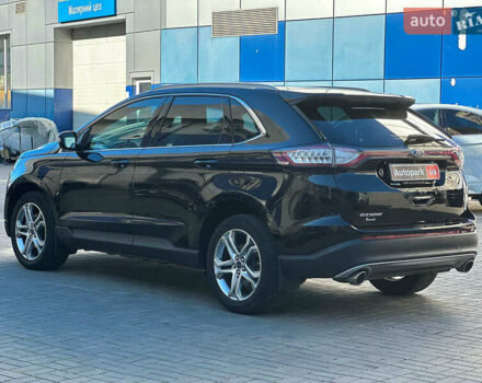 Чорний Форд Едж, об'ємом двигуна 2 л та пробігом 131 тис. км за 20480 $, фото 5 на Automoto.ua