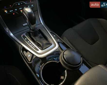 Черный Форд Эдж, объемом двигателя 2 л и пробегом 132 тыс. км за 18900 $, фото 20 на Automoto.ua