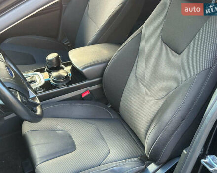 Чорний Форд Едж, об'ємом двигуна 2 л та пробігом 131 тис. км за 20480 $, фото 14 на Automoto.ua