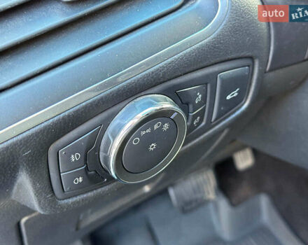 Чорний Форд Едж, об'ємом двигуна 2 л та пробігом 131 тис. км за 20480 $, фото 11 на Automoto.ua