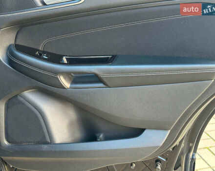 Чорний Форд Едж, об'ємом двигуна 2 л та пробігом 131 тис. км за 20480 $, фото 18 на Automoto.ua