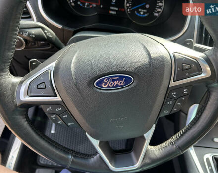 Черный Форд Эдж, объемом двигателя 2 л и пробегом 157 тыс. км за 19000 $, фото 10 на Automoto.ua