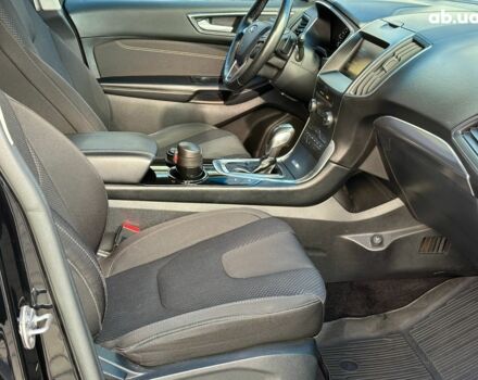 Чорний Форд Едж, об'ємом двигуна 2 л та пробігом 131 тис. км за 20480 $, фото 23 на Automoto.ua