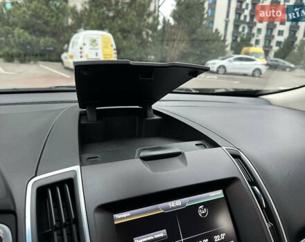 Черный Форд Эдж, объемом двигателя 2 л и пробегом 158 тыс. км за 20900 $, фото 30 на Automoto.ua