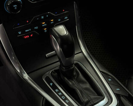 Черный Форд Эдж, объемом двигателя 2 л и пробегом 187 тыс. км за 18400 $, фото 11 на Automoto.ua