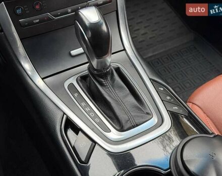 Чорний Форд Едж, об'ємом двигуна 2 л та пробігом 180 тис. км за 19900 $, фото 31 на Automoto.ua