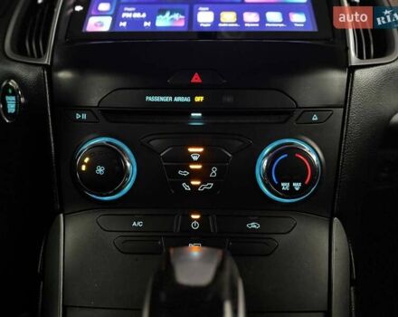 Чорний Форд Едж, об'ємом двигуна 2 л та пробігом 186 тис. км за 13200 $, фото 26 на Automoto.ua