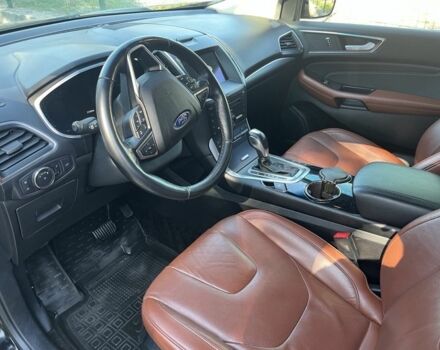 Чорний Форд Едж, об'ємом двигуна 2 л та пробігом 250 тис. км за 15900 $, фото 4 на Automoto.ua