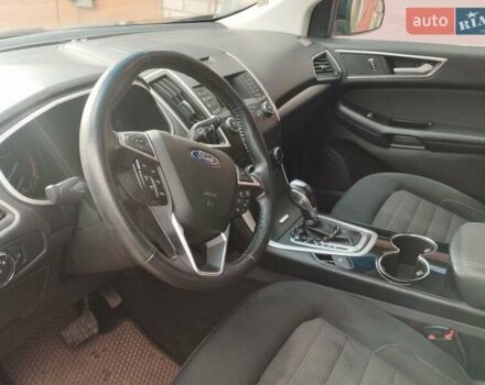 Чорний Форд Едж, об'ємом двигуна 2 л та пробігом 76 тис. км за 17600 $, фото 5 на Automoto.ua