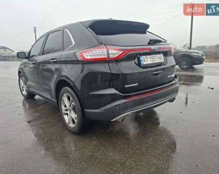 Чорний Форд Едж, об'ємом двигуна 2 л та пробігом 300 тис. км за 12800 $, фото 1 на Automoto.ua