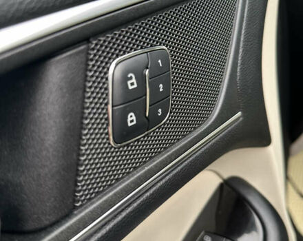 Черный Форд Эдж, объемом двигателя 2 л и пробегом 180 тыс. км за 13999 $, фото 46 на Automoto.ua