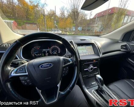 Чорний Форд Едж, об'ємом двигуна 2 л та пробігом 161 тис. км за 19900 $, фото 11 на Automoto.ua