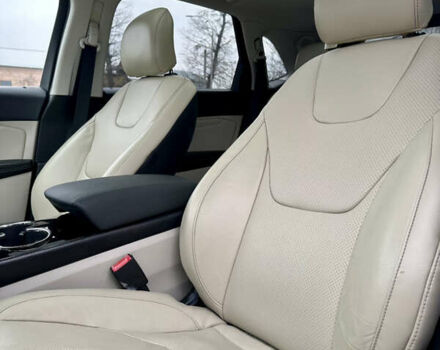 Черный Форд Эдж, объемом двигателя 2 л и пробегом 180 тыс. км за 13999 $, фото 48 на Automoto.ua