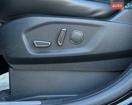 Чорний Форд Едж, об'ємом двигуна 2 л та пробігом 179 тис. км за 16500 $, фото 4 на Automoto.ua