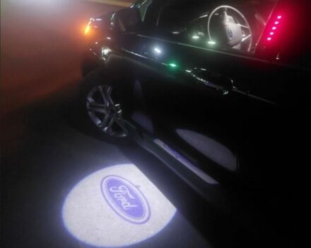 Чорний Форд Едж, об'ємом двигуна 2 л та пробігом 139 тис. км за 15900 $, фото 12 на Automoto.ua