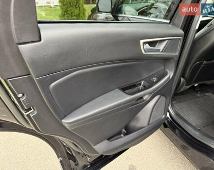 Чорний Форд Едж, об'ємом двигуна 2 л та пробігом 193 тис. км за 17000 $, фото 41 на Automoto.ua