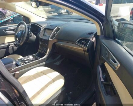 Черный Форд Эдж, объемом двигателя 2 л и пробегом 114 тыс. км за 10800 $, фото 4 на Automoto.ua