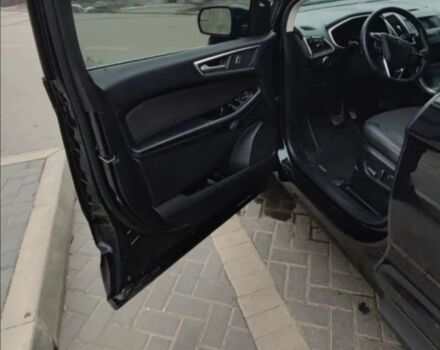 Форд Едж 2018 у Кропивницькому (Кіровограді) на Automoto.ua Чорний Форд Едж, об'ємом двигуна 2 л та пробігом 75 тис. км за 17699 $, фото 4 на Automoto.ua