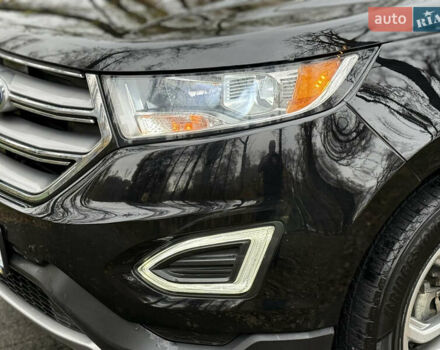 Черный Форд Эдж, объемом двигателя 2 л и пробегом 168 тыс. км за 14700 $, фото 4 на Automoto.ua