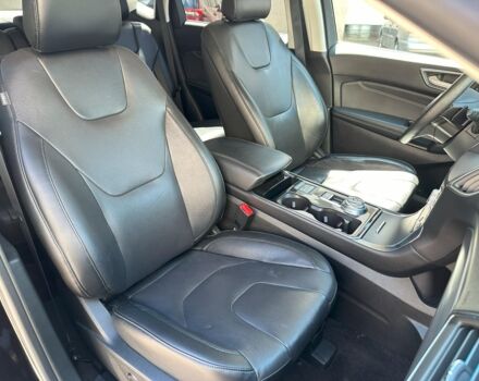 Чорний Форд Едж, об'ємом двигуна 2 л та пробігом 60 тис. км за 21490 $, фото 29 на Automoto.ua