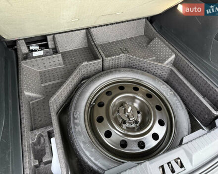 Чорний Форд Едж, об'ємом двигуна 2 л та пробігом 193 тис. км за 17000 $, фото 44 на Automoto.ua