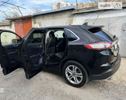 Черный Форд Эдж, объемом двигателя 2 л и пробегом 81 тыс. км за 17500 $, фото 5 на Automoto.ua