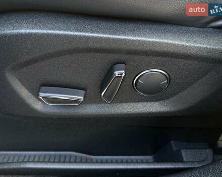 Черный Форд Эдж, объемом двигателя 2 л и пробегом 150 тыс. км за 15950 $, фото 33 на Automoto.ua