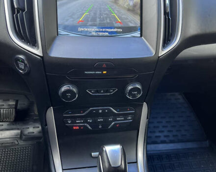 Черный Форд Эдж, объемом двигателя 2 л и пробегом 172 тыс. км за 15300 $, фото 7 на Automoto.ua