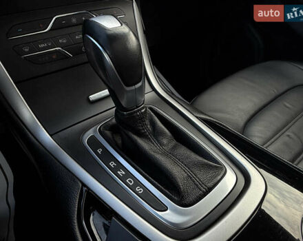 Черный Форд Эдж, объемом двигателя 2 л и пробегом 150 тыс. км за 15950 $, фото 54 на Automoto.ua