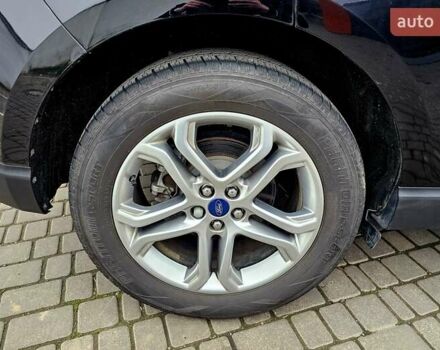 Черный Форд Эдж, объемом двигателя 2 л и пробегом 136 тыс. км за 19700 $, фото 8 на Automoto.ua