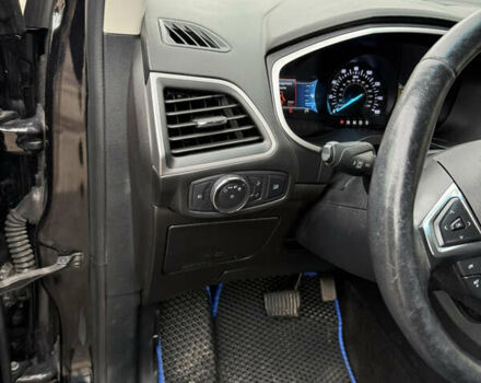 Чорний Форд Едж, об'ємом двигуна 2 л та пробігом 69 тис. км за 18000 $, фото 4 на Automoto.ua