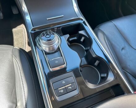 Чорний Форд Едж, об'ємом двигуна 2 л та пробігом 60 тис. км за 21490 $, фото 5 на Automoto.ua