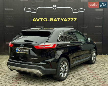 Чорний Форд Едж, об'ємом двигуна 2 л та пробігом 155 тис. км за 17900 $, фото 3 на Automoto.ua