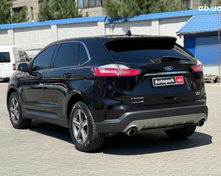 Черный Форд Эдж, объемом двигателя 2 л и пробегом 118 тыс. км за 21990 $, фото 5 на Automoto.ua