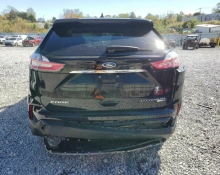 Чорний Форд Едж, об'ємом двигуна 2 л та пробігом 56 тис. км за 3500 $, фото 5 на Automoto.ua