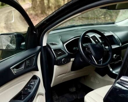 Черный Форд Эдж, объемом двигателя 2 л и пробегом 88 тыс. км за 17000 $, фото 5 на Automoto.ua