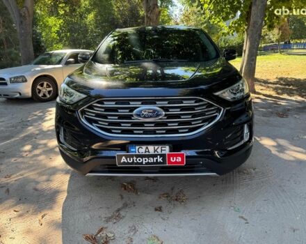 Чорний Форд Едж, об'ємом двигуна 2 л та пробігом 130 тис. км за 21690 $, фото 2 на Automoto.ua
