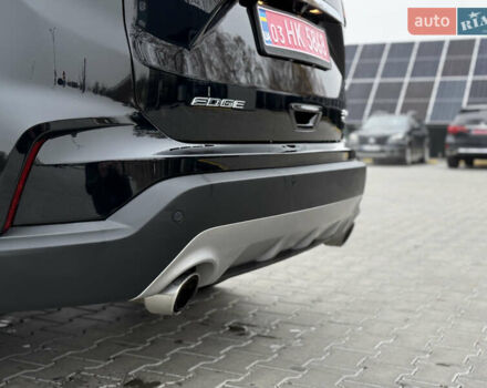 Черный Форд Эдж, объемом двигателя 2 л и пробегом 276 тыс. км за 14000 $, фото 13 на Automoto.ua