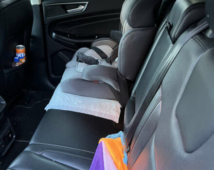 Черный Форд Эдж, объемом двигателя 2 л и пробегом 146 тыс. км за 22500 $, фото 9 на Automoto.ua