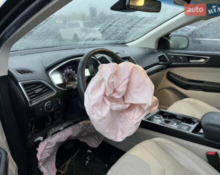 Чорний Форд Едж, об'ємом двигуна 2 л та пробігом 153 тис. км за 13700 $, фото 7 на Automoto.ua