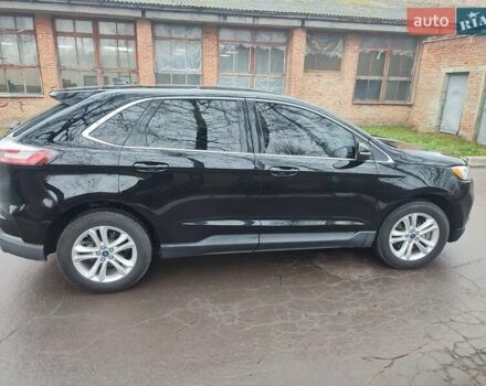Чорний Форд Едж, об'ємом двигуна 2 л та пробігом 173 тис. км за 17800 $, фото 2 на Automoto.ua