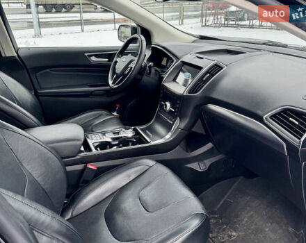 Черный Форд Эдж, объемом двигателя 2 л и пробегом 151 тыс. км за 12500 $, фото 5 на Automoto.ua