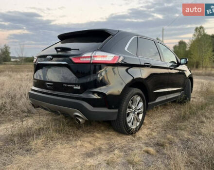 Черный Форд Эдж, объемом двигателя 2 л и пробегом 137 тыс. км за 27500 $, фото 1 на Automoto.ua