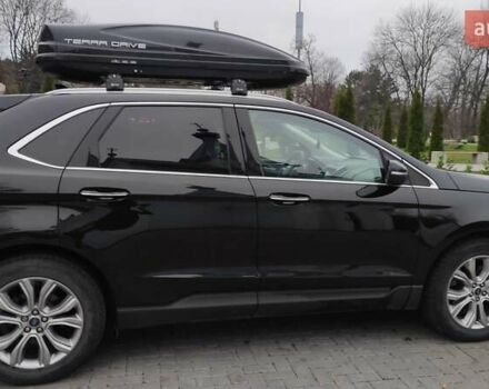 Чорний Форд Едж, об'ємом двигуна 2 л та пробігом 57 тис. км за 24700 $, фото 4 на Automoto.ua