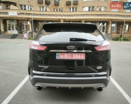 Черный Форд Эдж, объемом двигателя 2 л и пробегом 238 тыс. км за 15900 $, фото 5 на Automoto.ua