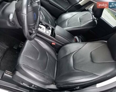 Черный Форд Эдж, объемом двигателя 2 л и пробегом 186 тыс. км за 17700 $, фото 30 на Automoto.ua